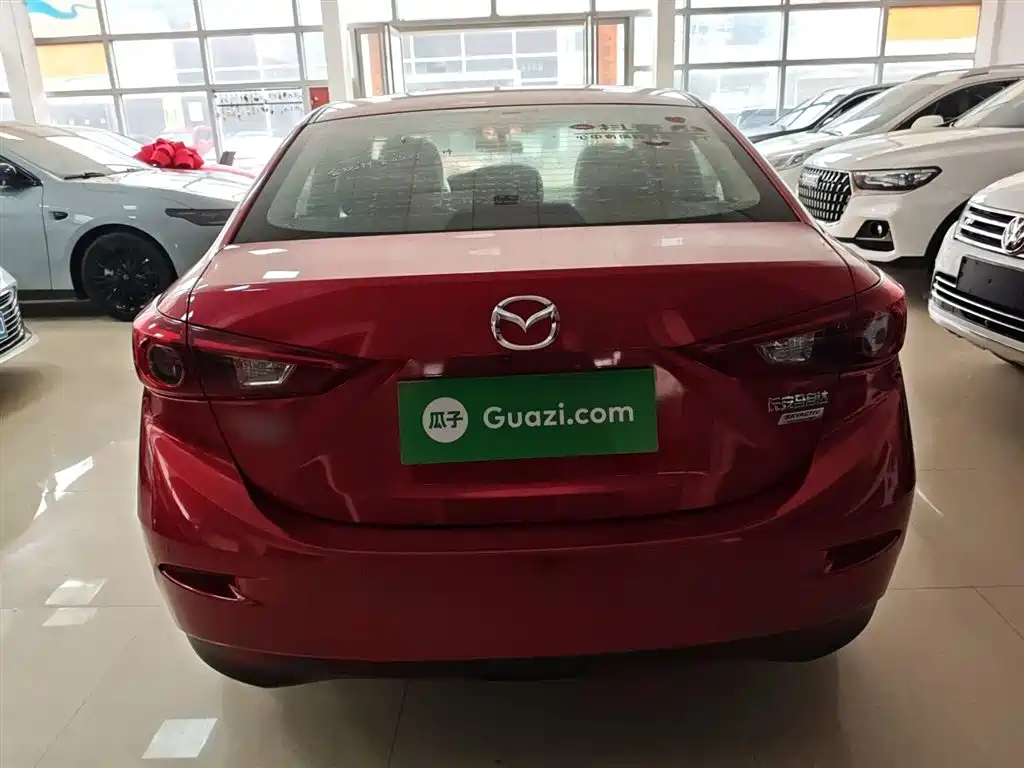Mazda 3 Axela 2018 — фото 6