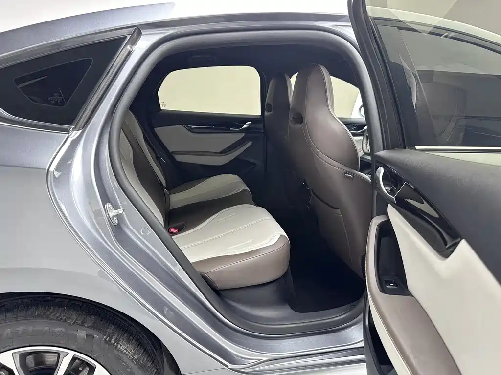 BYD Qin PLUS 2024 — фото 10