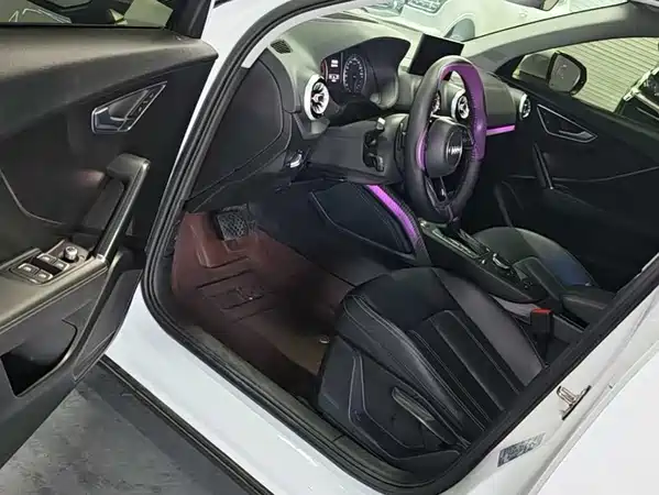 Audi Q2L 2021