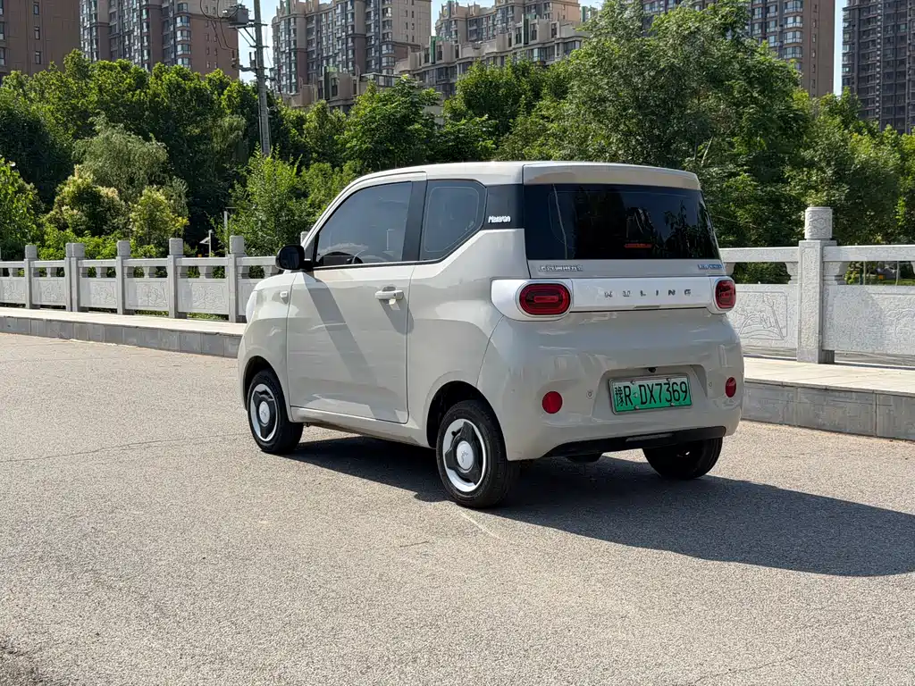 Wuling MINIEV 2025