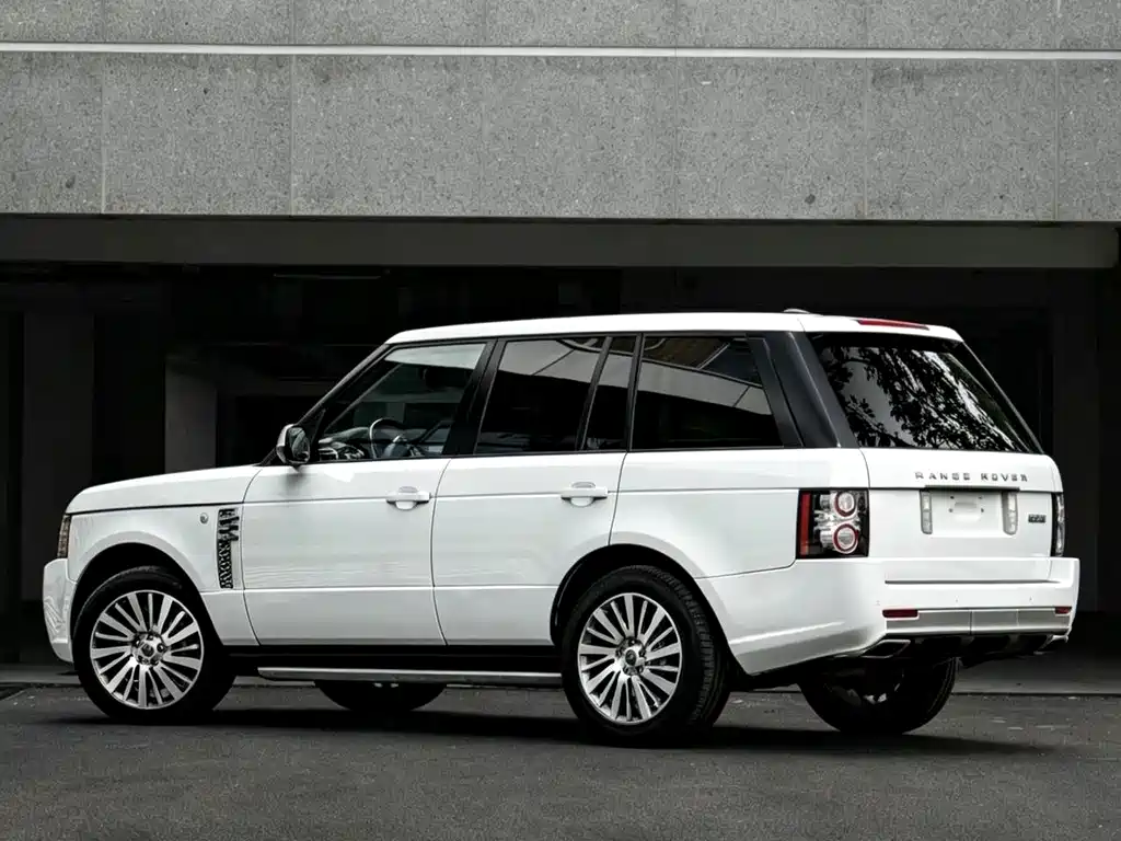 Land Rover Range Rover 2011 — фото 4