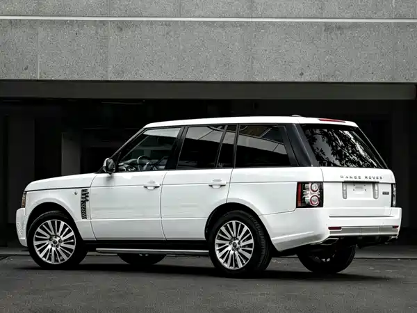 Land Rover Range Rover 2011