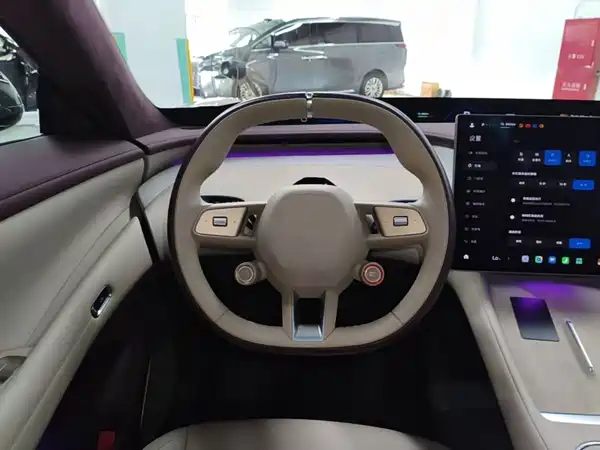 Xiaomi YU7 2025