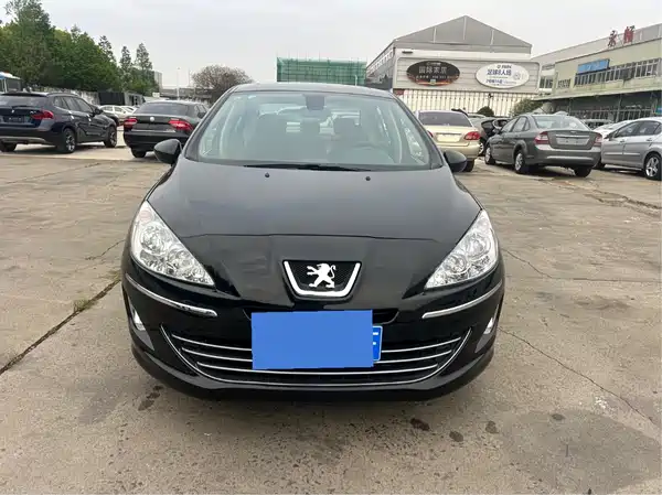 Peugeot 408 2011