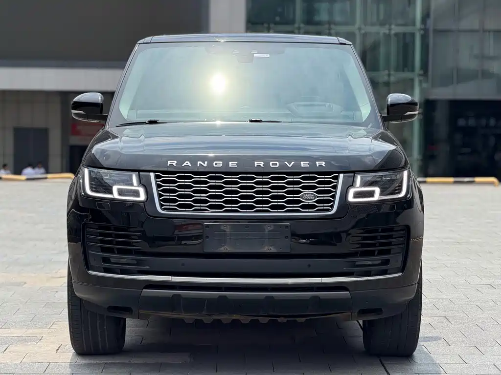 Land Rover Range Rover 2022 — фото 2