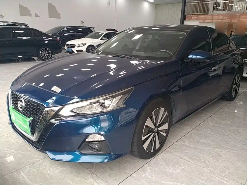 Nissan Teana 2021 — фото 1