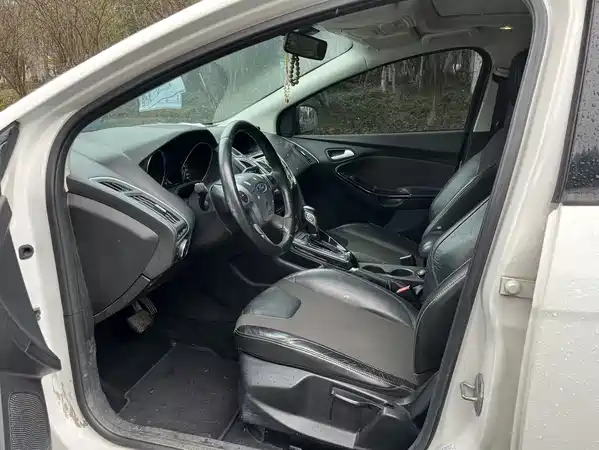 Ford Focus 2012