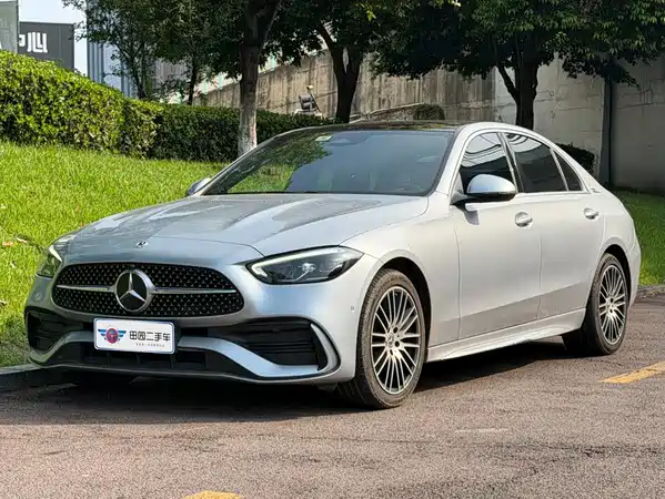 Mercedes-Benz C-Class 2022