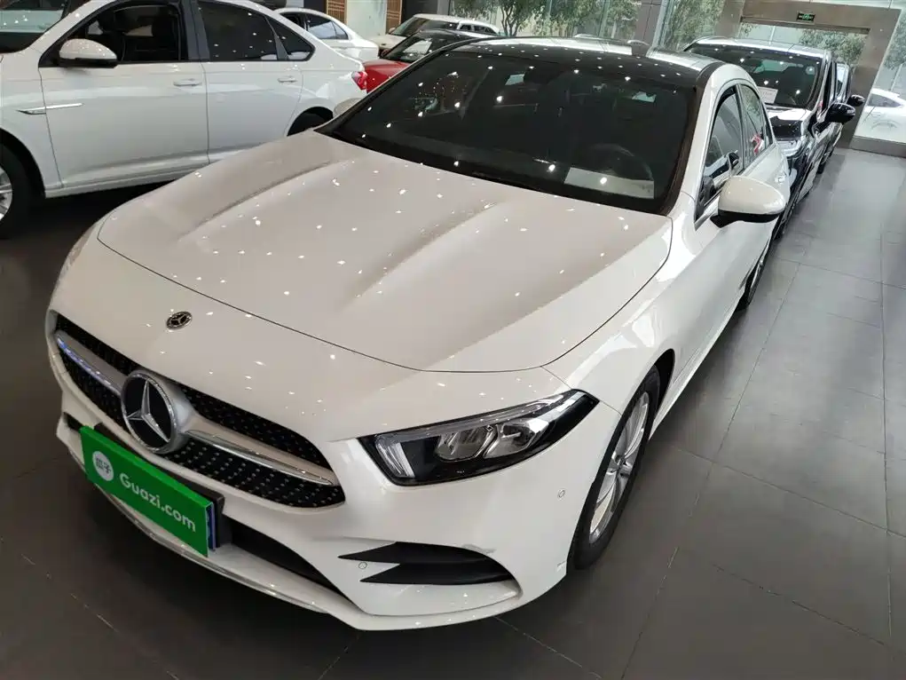 Mercedes-Benz A-Class 2022 — фото 2