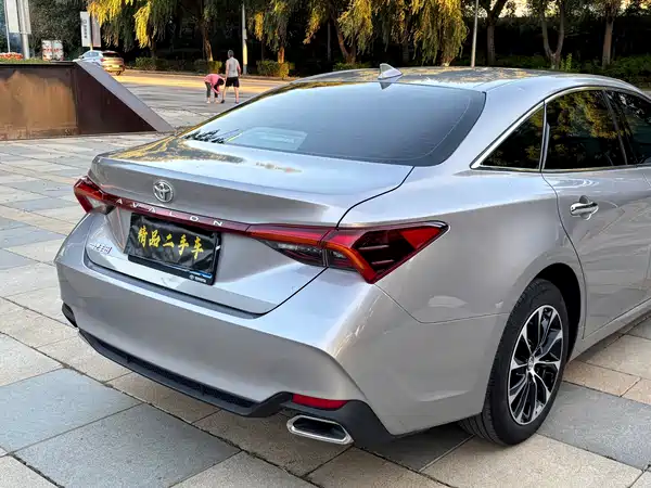 Toyota Avalon 2023