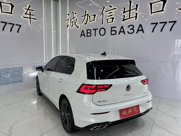Volkswagen Golf 2022