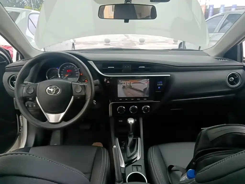 Toyota Levin 2017 — фото 10