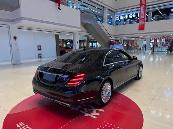 Mercedes-Benz S-Class 2020