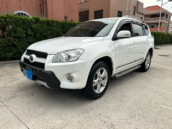 Toyota RAV4 2012