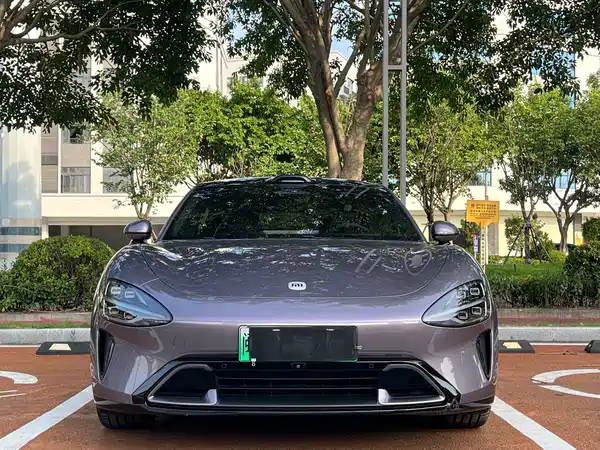 Xiaomi SU7 2025