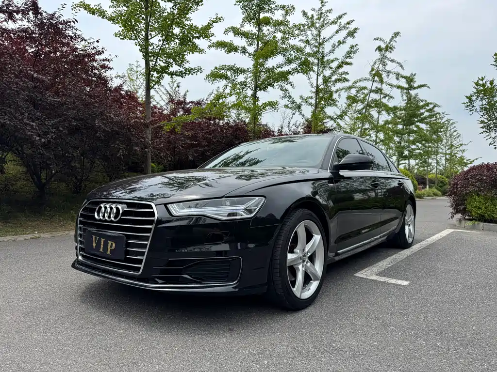 Audi A6L 2013 — фото 1