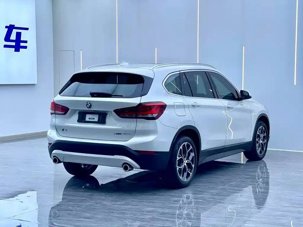 BMW X1 2022 — фото 13