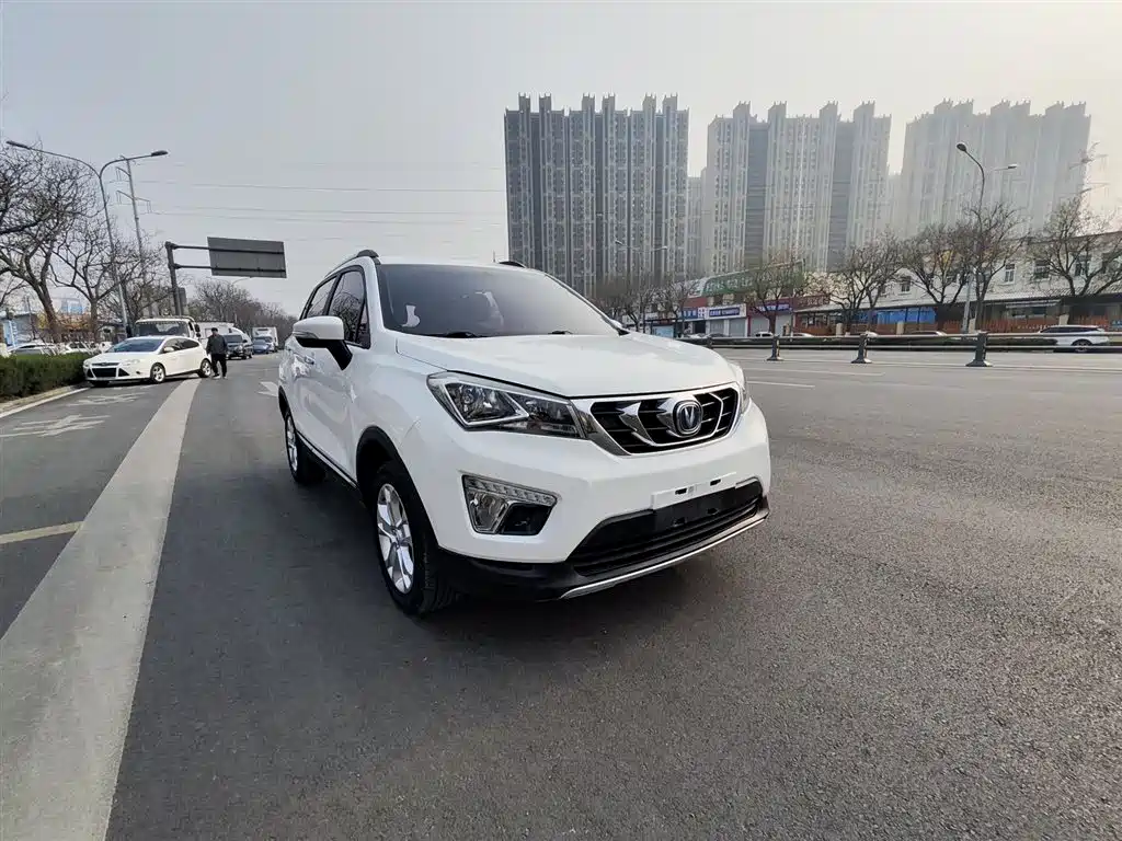 Changan CS15 2017 — фото 2