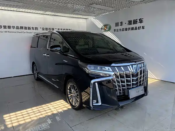Toyota Alphard 2023