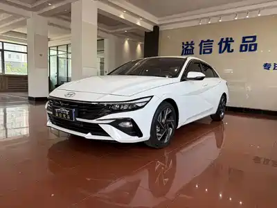 Hyundai Elantra 2023