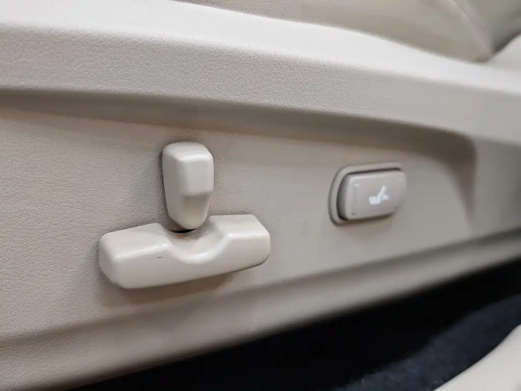 Subaru Outback 2011 — фото 22