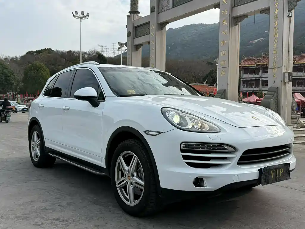 Porsche Cayenne 2013 — фото 3