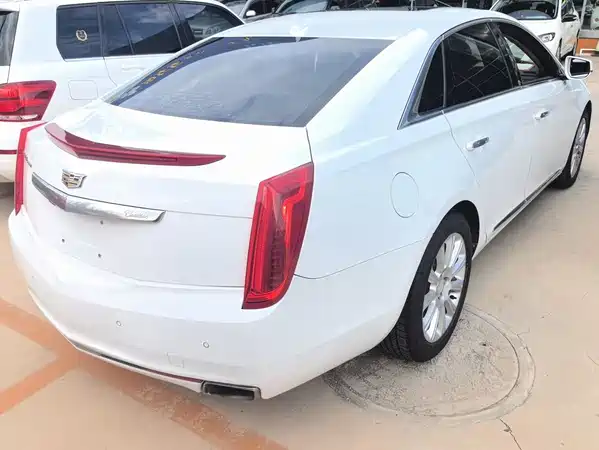 Cadillac XTS 2015