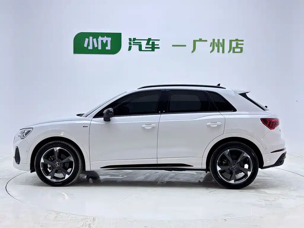 Audi Q3 2023 — фото 19