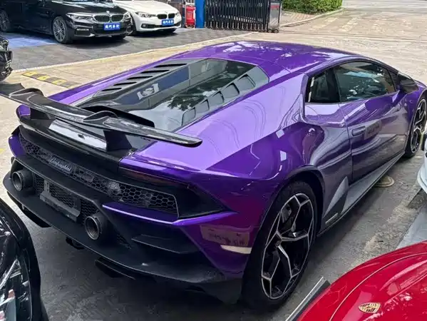 Lamborghini Huracan 2021