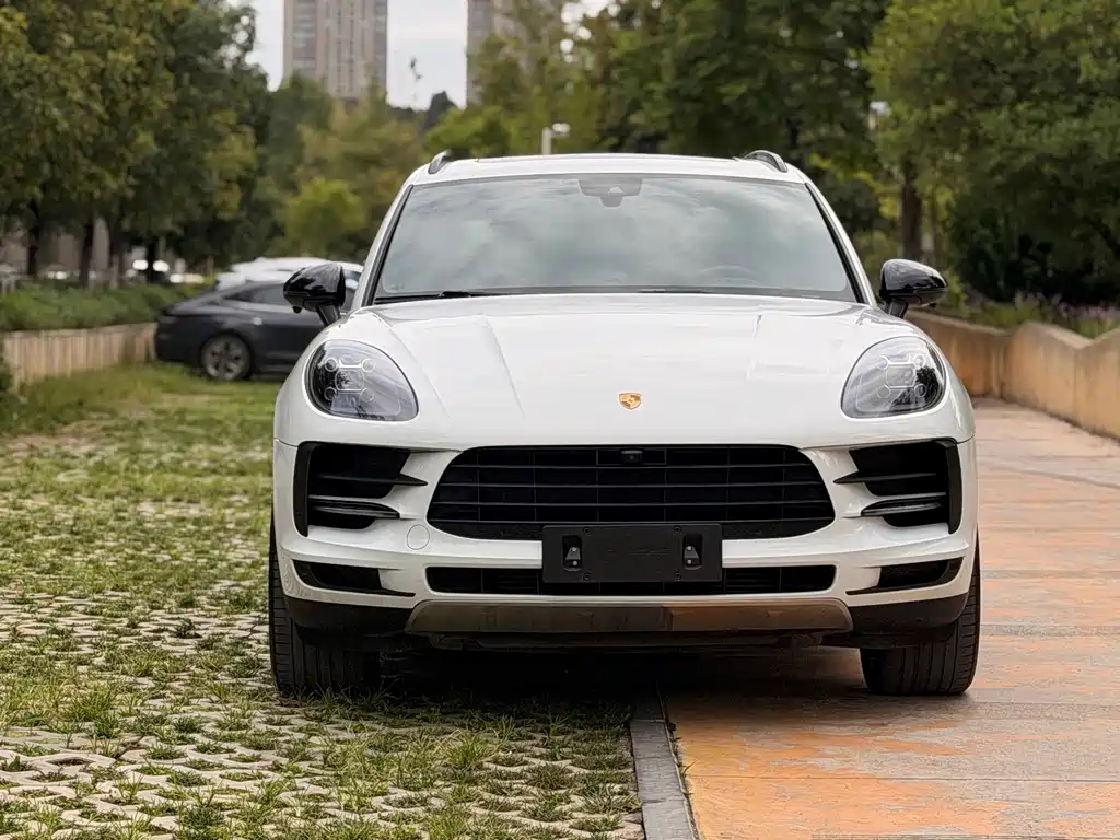Porsche Macan 2022 — фото 8