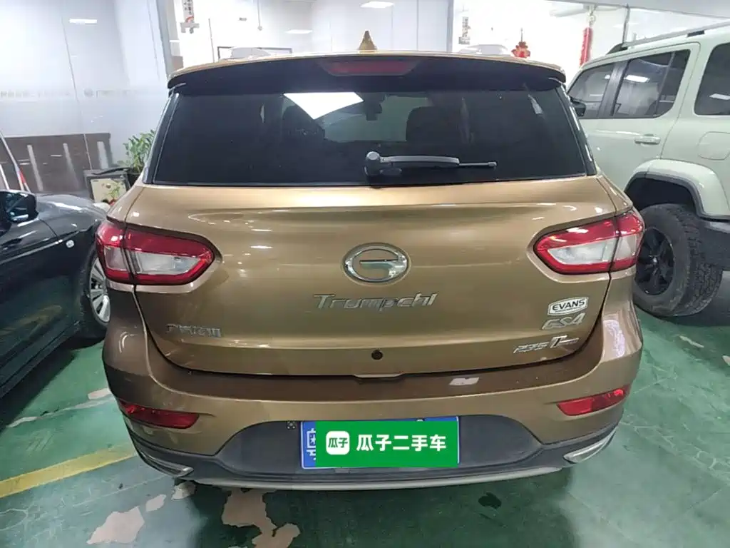 GAC Trumpchi GS4 2016 — фото 6