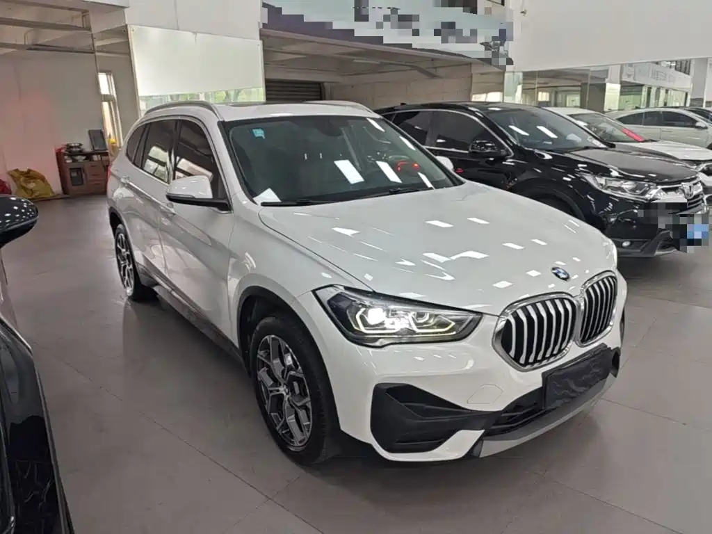 BMW X1 2019 — фото 4