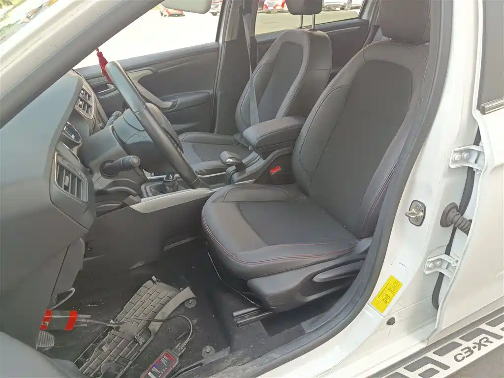 Citroen C3-XR 2015 — фото 11