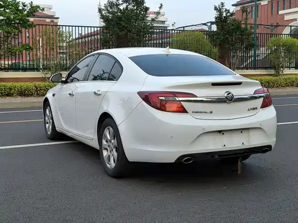 Buick Regal 2016
