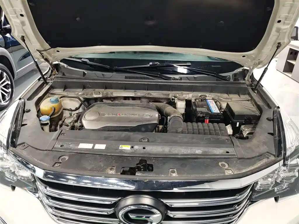 GAC Motor Trumpchi GS8 2017 — фото 20