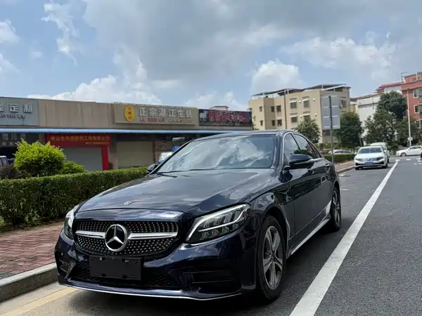 Mercedes-Benz C-Class 2019