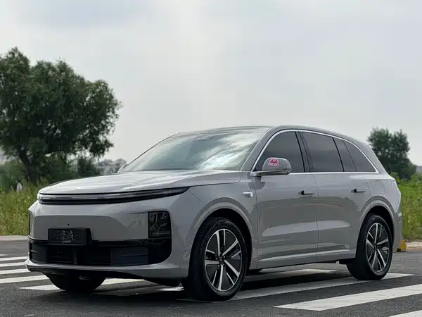 Li Auto L6 2024