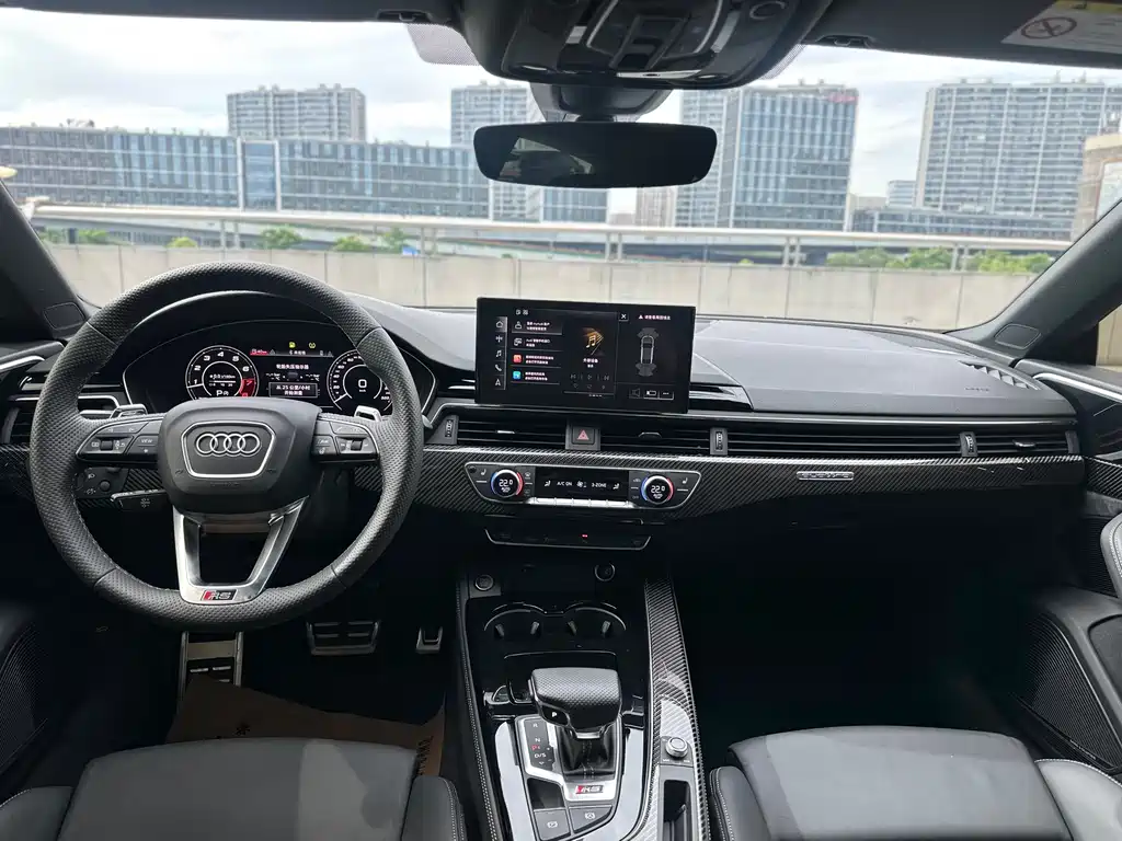 Audi RS 5 2023 — фото 10
