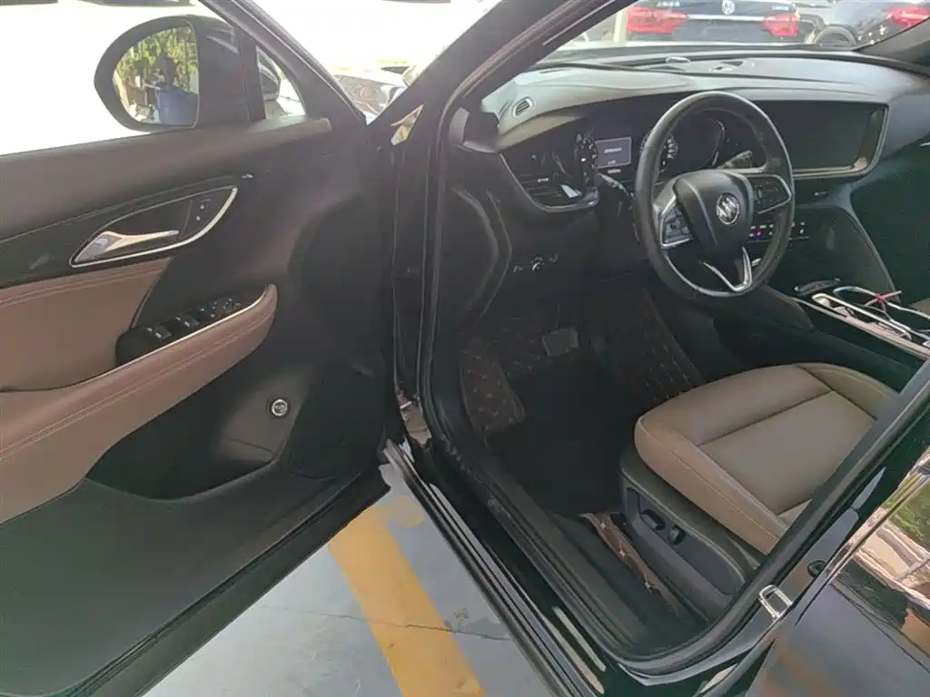 Buick Envision Plus 2023 — фото 16
