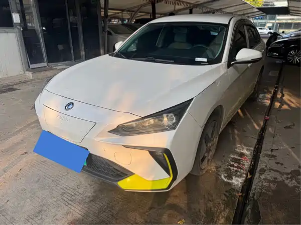 Dongfeng E70 2022