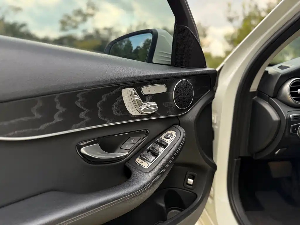 Mercedes-Benz C-Class 2021 — фото 21