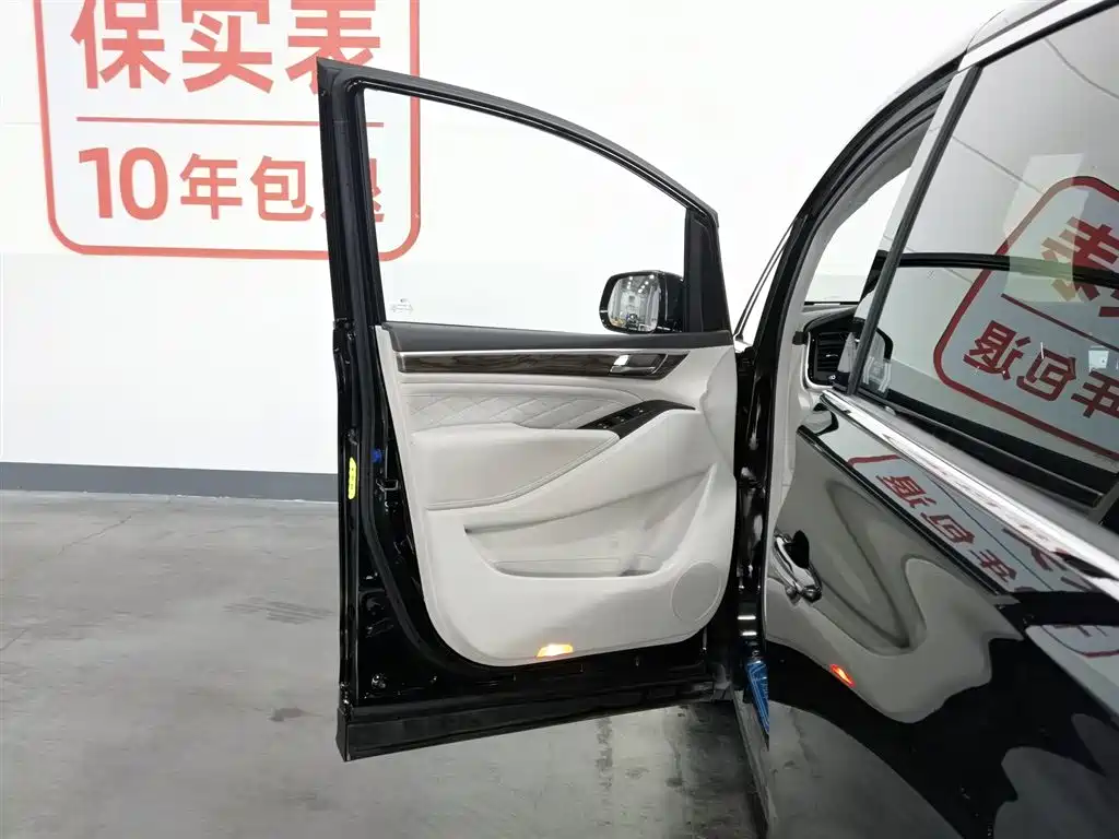 GAC Motor Trumpchi M8 2020 — фото 8