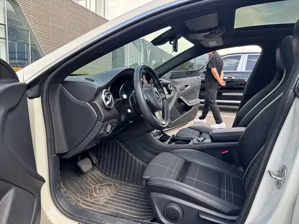 Mercedes-Benz CLA 2016