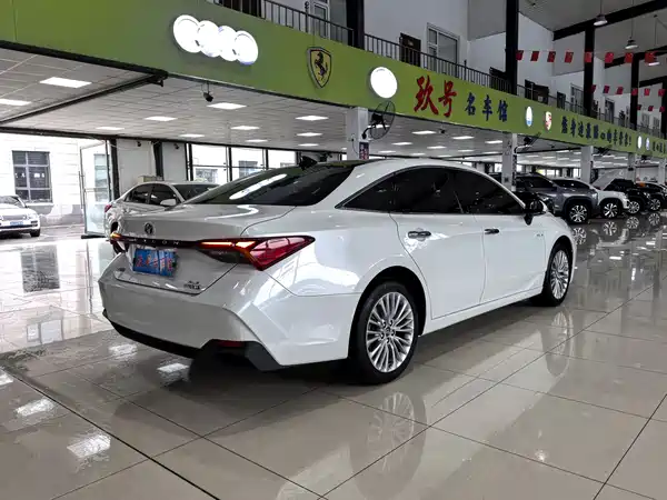 Toyota Avalon 2019