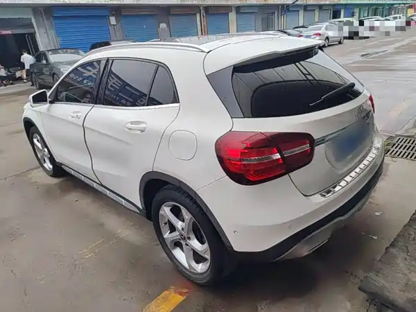 Mercedes-Benz GLA 2019
