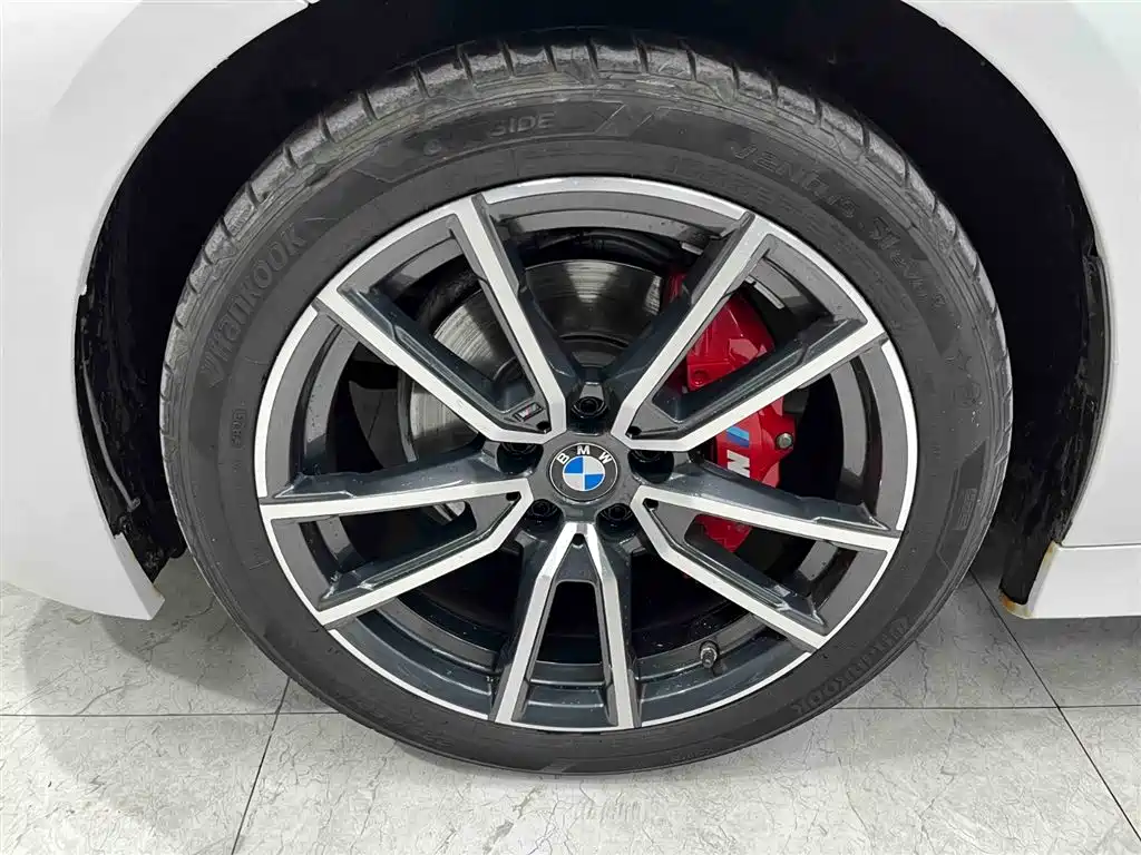 BMW 3 Series 2022 — фото 19
