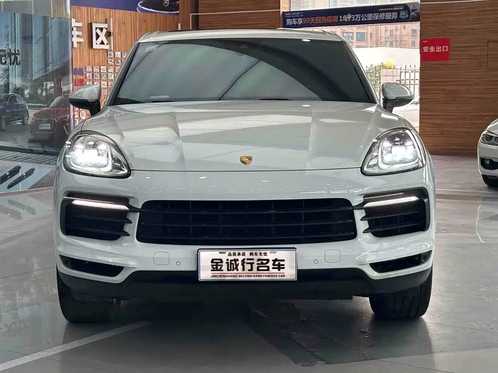Porsche Cayenne 2021 — фото 2