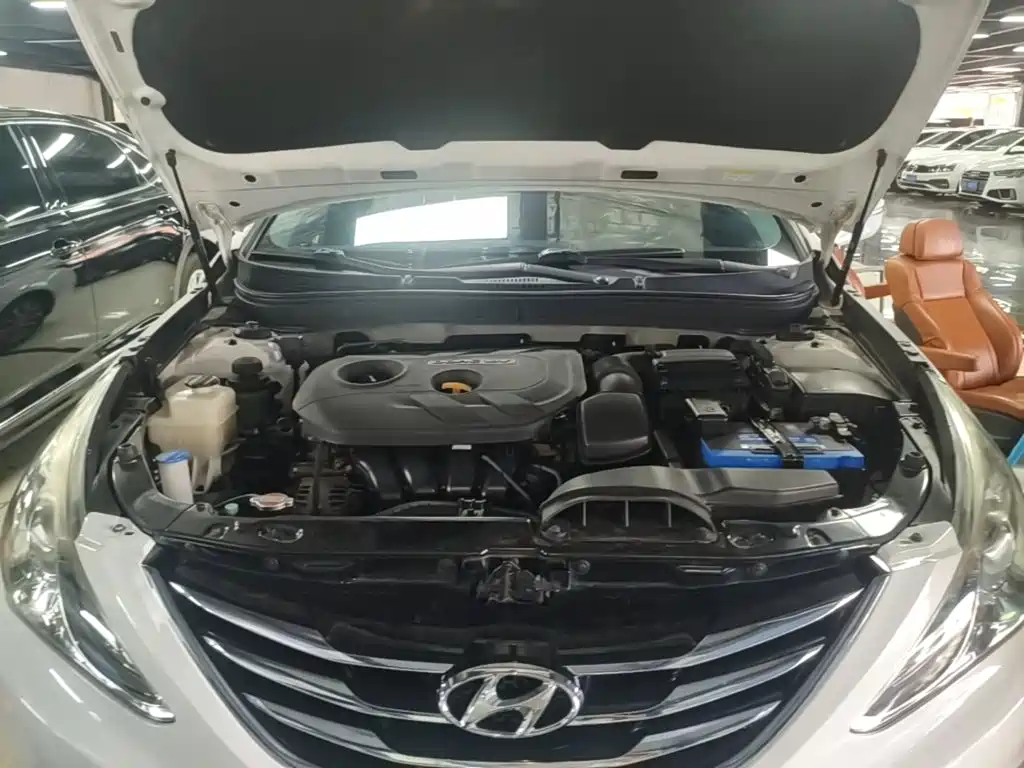 Hyundai Sonata 2016 — фото 20