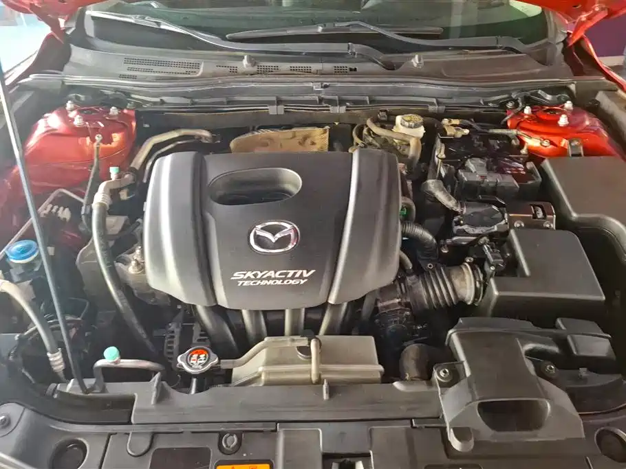 Mazda 3 Axela 2016 — фото 10