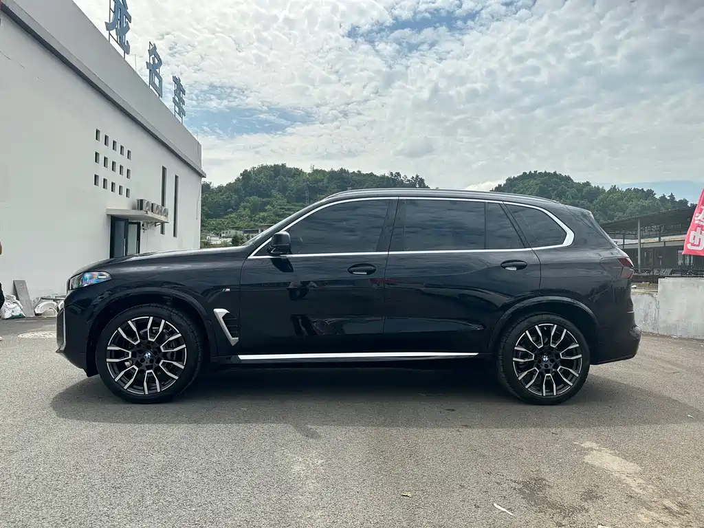 BMW X5 2025 — фото 16